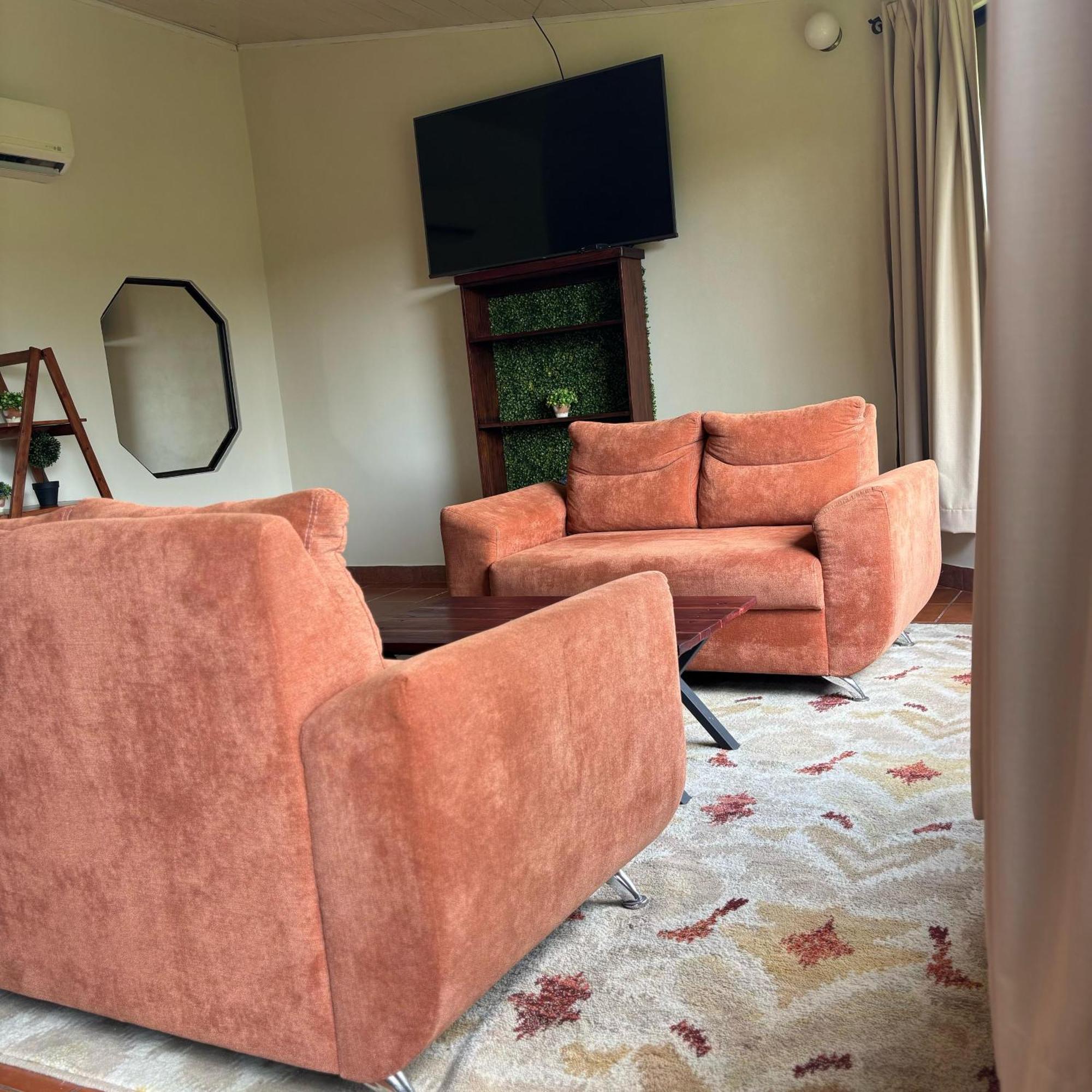 Arenal Roca Lodge & Bungalows La Fortuna Luaran gambar